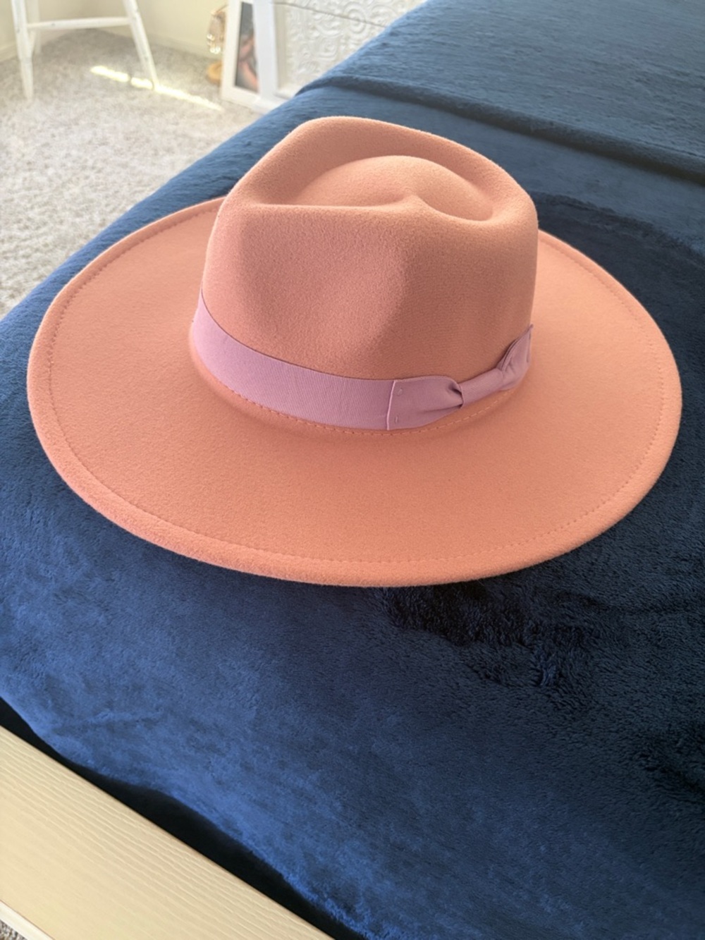 Wide Brim Felt Ranch Hat in Lavender with Pink Band
